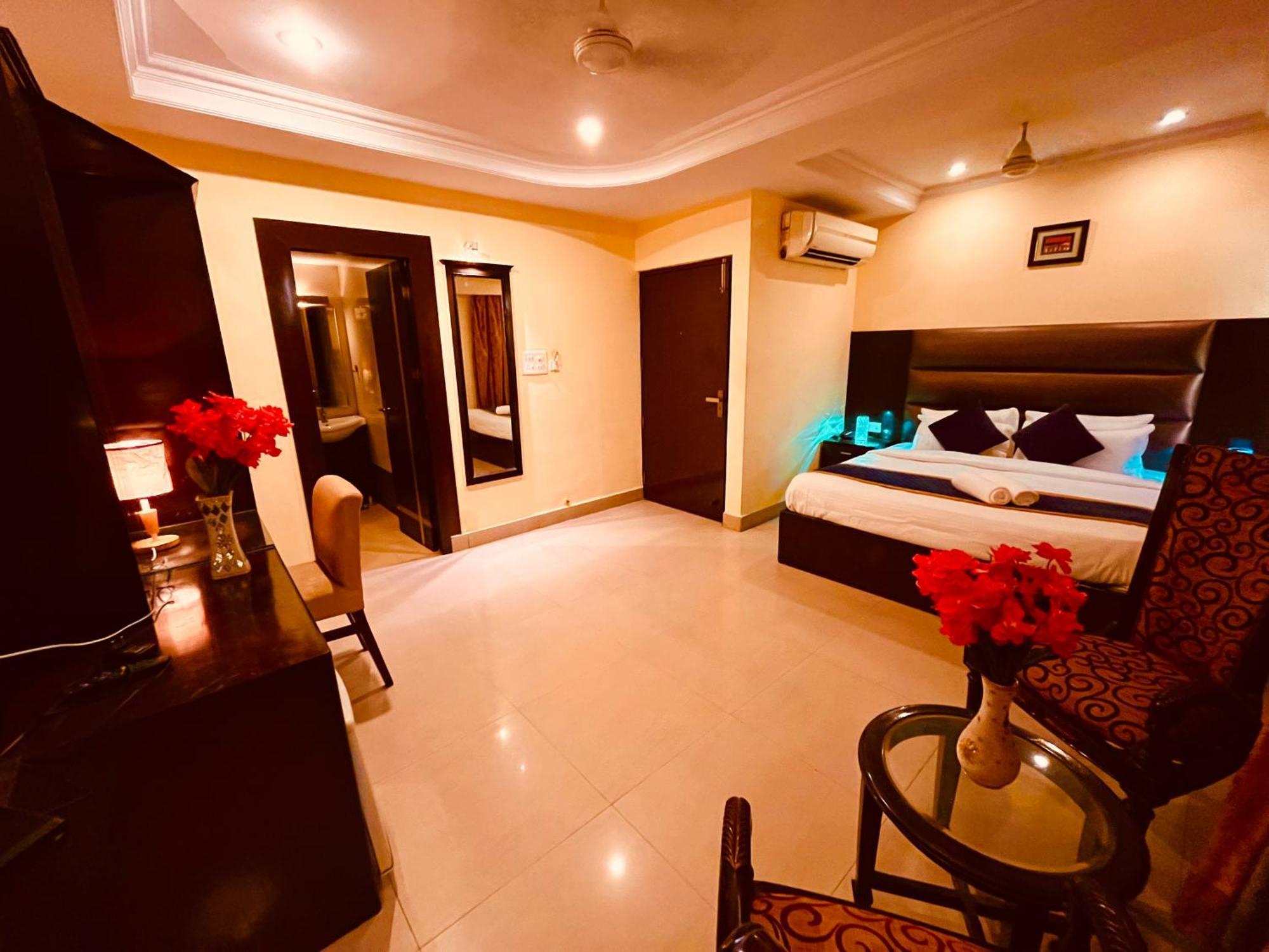 The Reo Luxury Hotel - Haridwār Exterior photo